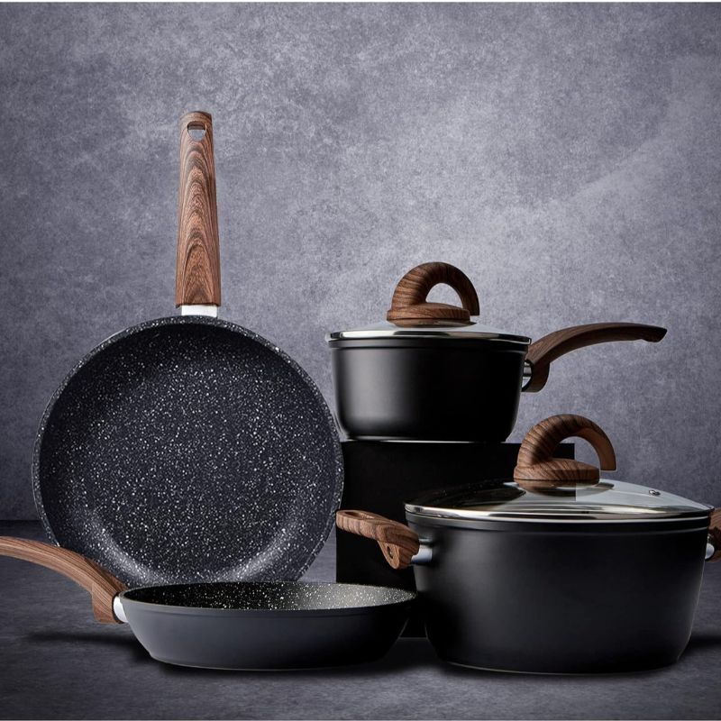 Ceramic Non-Stick Pots and Pans Set | Black Wheat Straw Design