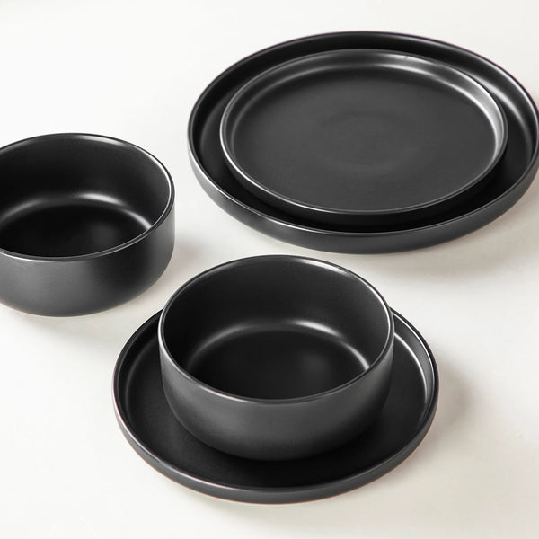 Vancasso 24/48-Piece Black Ceramic Dinnerware Set – Elegant Stoneware Plates & Bowls for 6 or 12 People