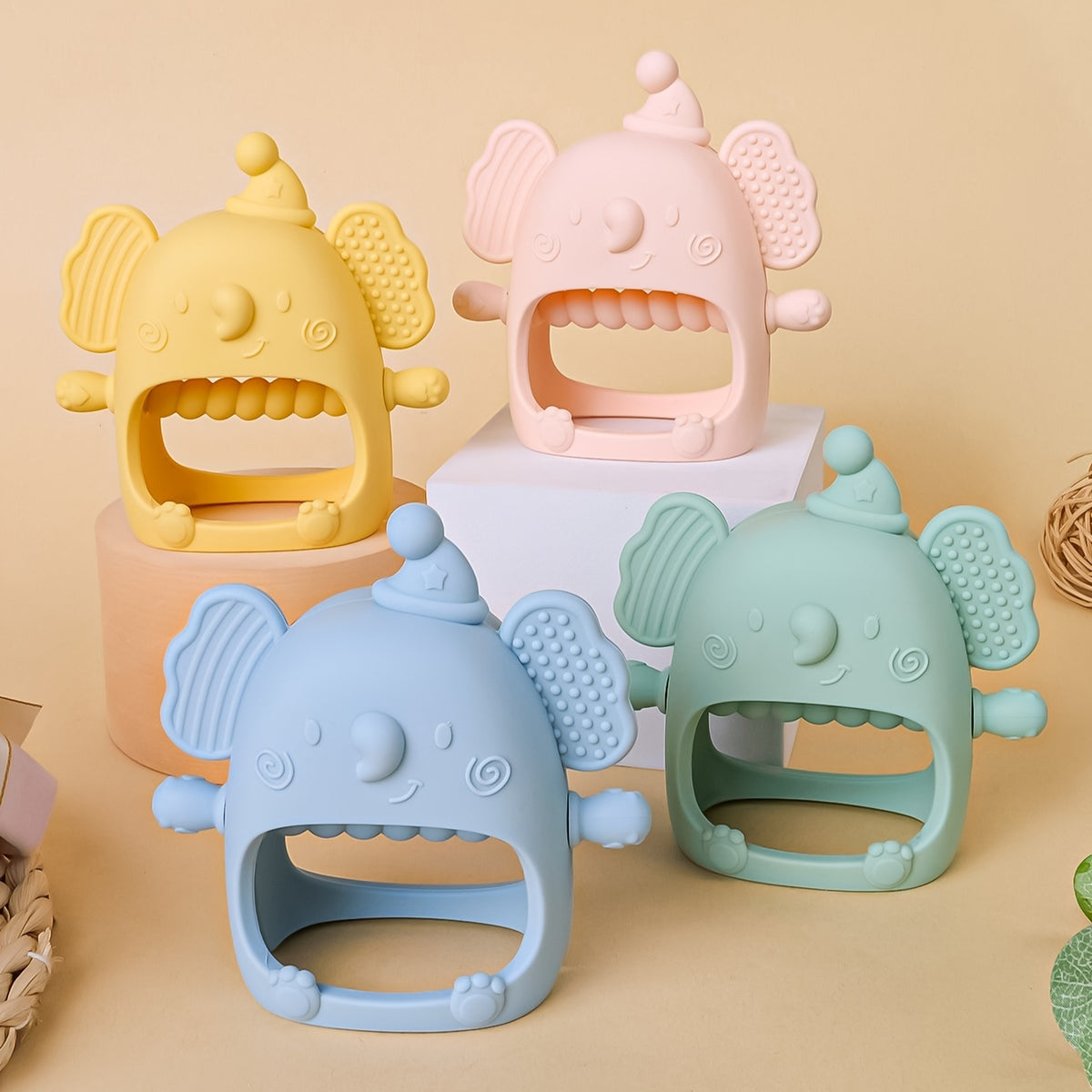 TYRY.HU Soft Silicone Bear Mitten – Teether for Youngsters (6M+)
